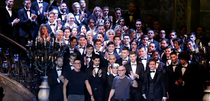 Dolce&Gabbana sube a los influencers a la pasarela